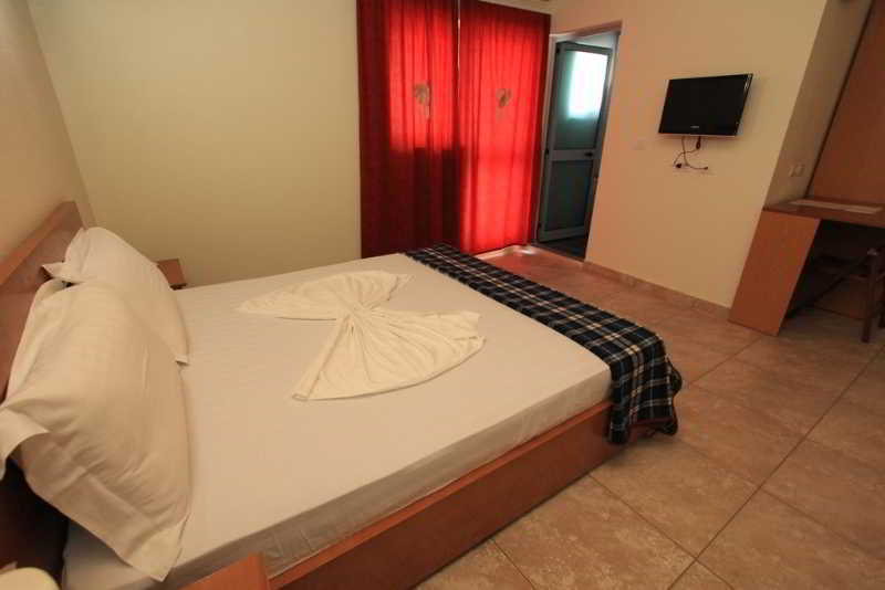 Bicaj Hotel 3*